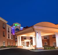 Holiday Inn Express/Stes Akron Reg Arpt - Accommodation Arizona