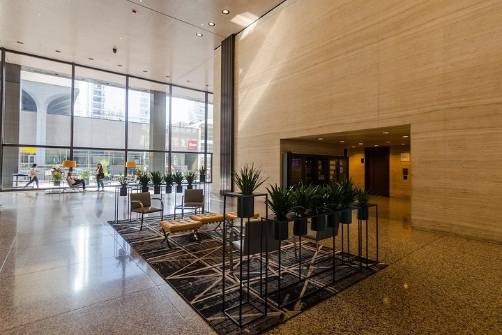 Chicago Walking Tour: Modern Architecture - thumb 1