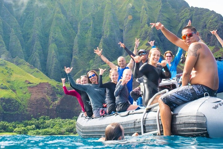 RAFT ADVENTURE - Nu'alolo Kai Beach Landing - thumb 0