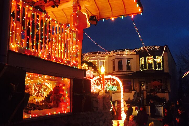 Baltimoreâ€™s Miracle On 34th Street Private Tour - thumb 2