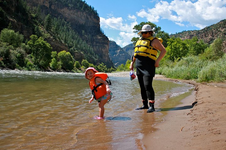 Raft The Colorado River Through Glenwood Springs - Half Day Adventure - thumb 3
