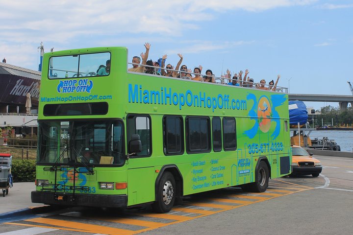 COMBO Miami City And Boat Tours With Stops At Wynwwod And Little Havana - thumb 1