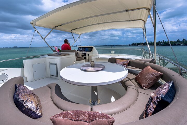 Boat Rental In Miami Beach - thumb 1