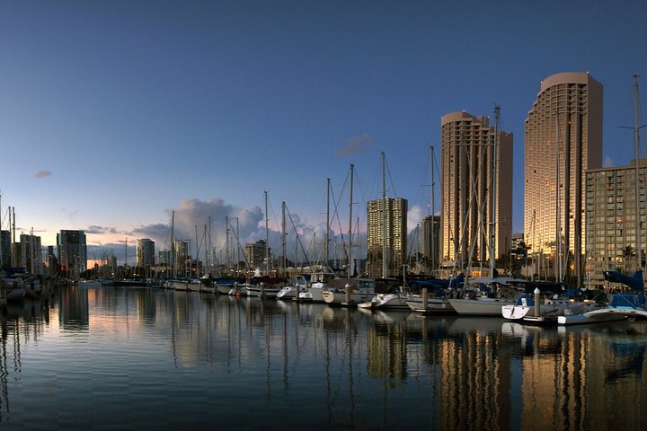 The Best Of Honolulu Walking Tour - thumb 0