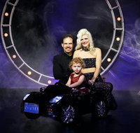 Garry  Janine Carson Escape Reality Branson Magic Dinner Show - Accommodation Arizona