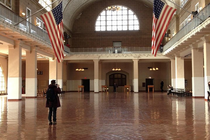 OPEN: Ellis Island, Statue Of Liberty, & Battery Park With Roundtrip Ferry Ride - thumb 0