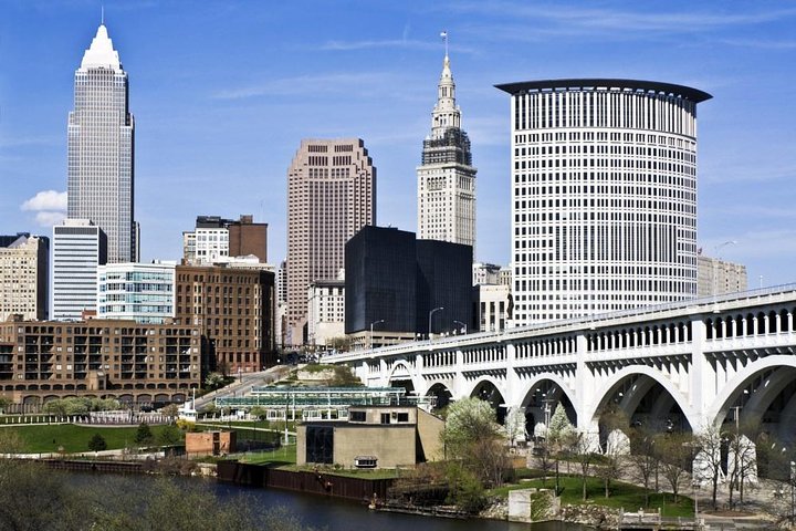 Cleveland Scavenger Hunt: A Ball Round The Mall - thumb 5
