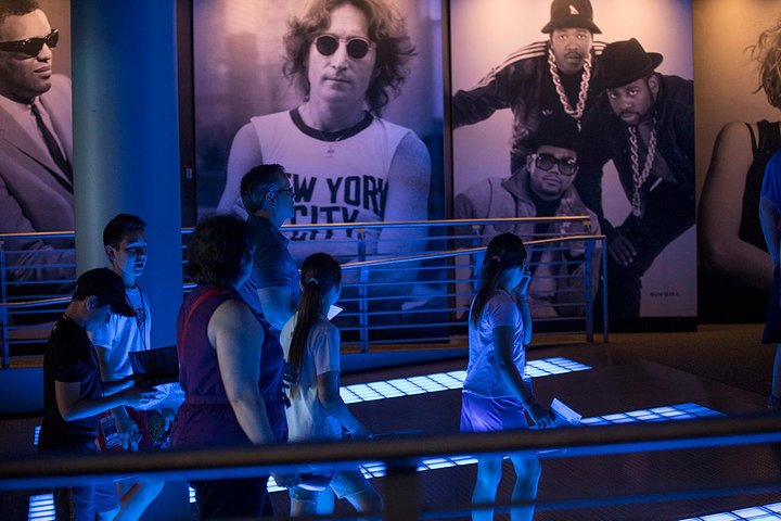 Rock And Roll Hall Of Fame Admission In Cleveland - thumb 1