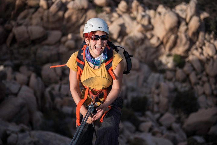 Rappelling Adventure In Joshua Tree National Park (8 Hours) - thumb 3