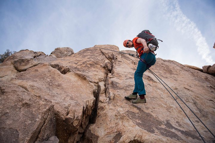 Rappelling Adventure In Joshua Tree National Park (8 Hours) - thumb 4